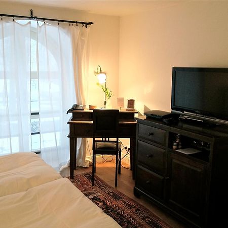 Paedaste Manor Room photo