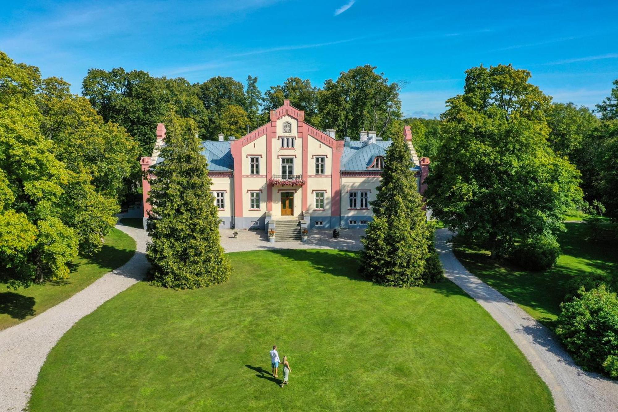 Paedaste Manor Hotel Exterior photo