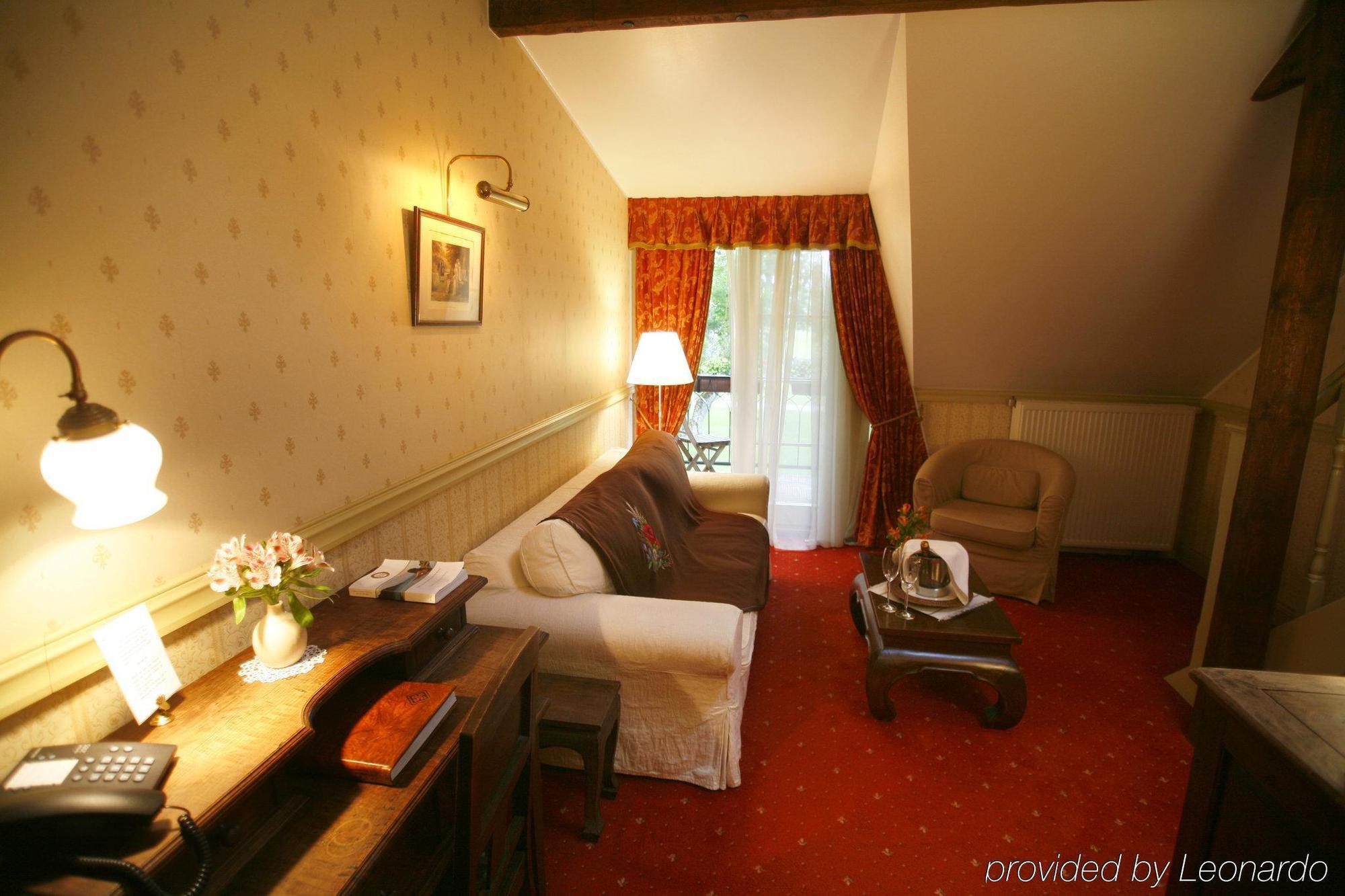 Paedaste Manor Hotel Room photo