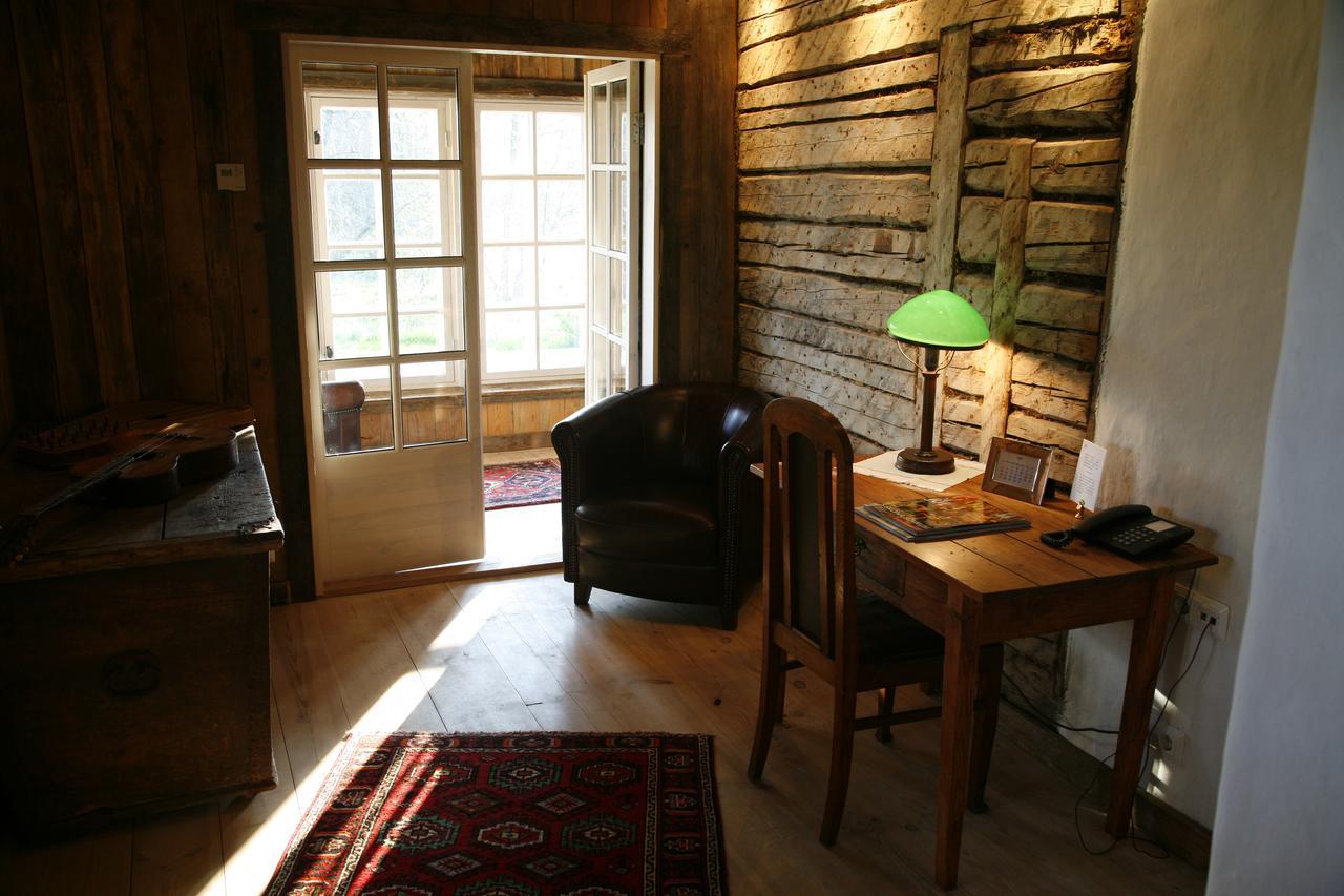 Paedaste Manor Room photo